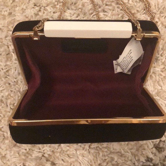 Black Velvet Clutch Handbag - Picture 3 of 3